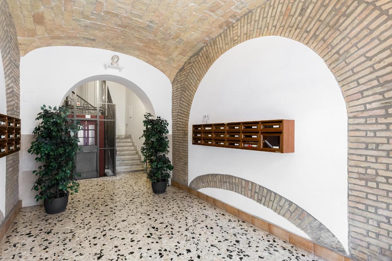 Apartment Vatican Santa Maura 49 Rom